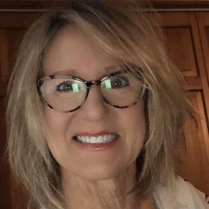 Meet your Posher, Gwen